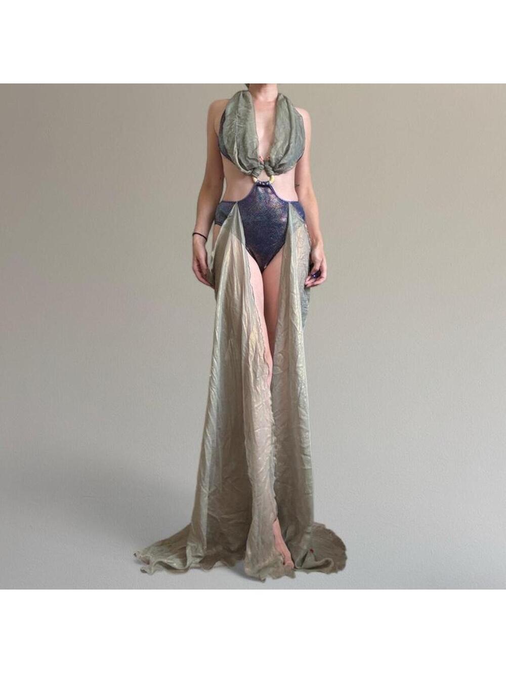 Medusa halloween costume. Fits size XS/S.